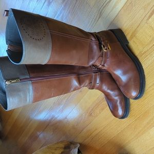 Gorgeous Tory Burch riding boots